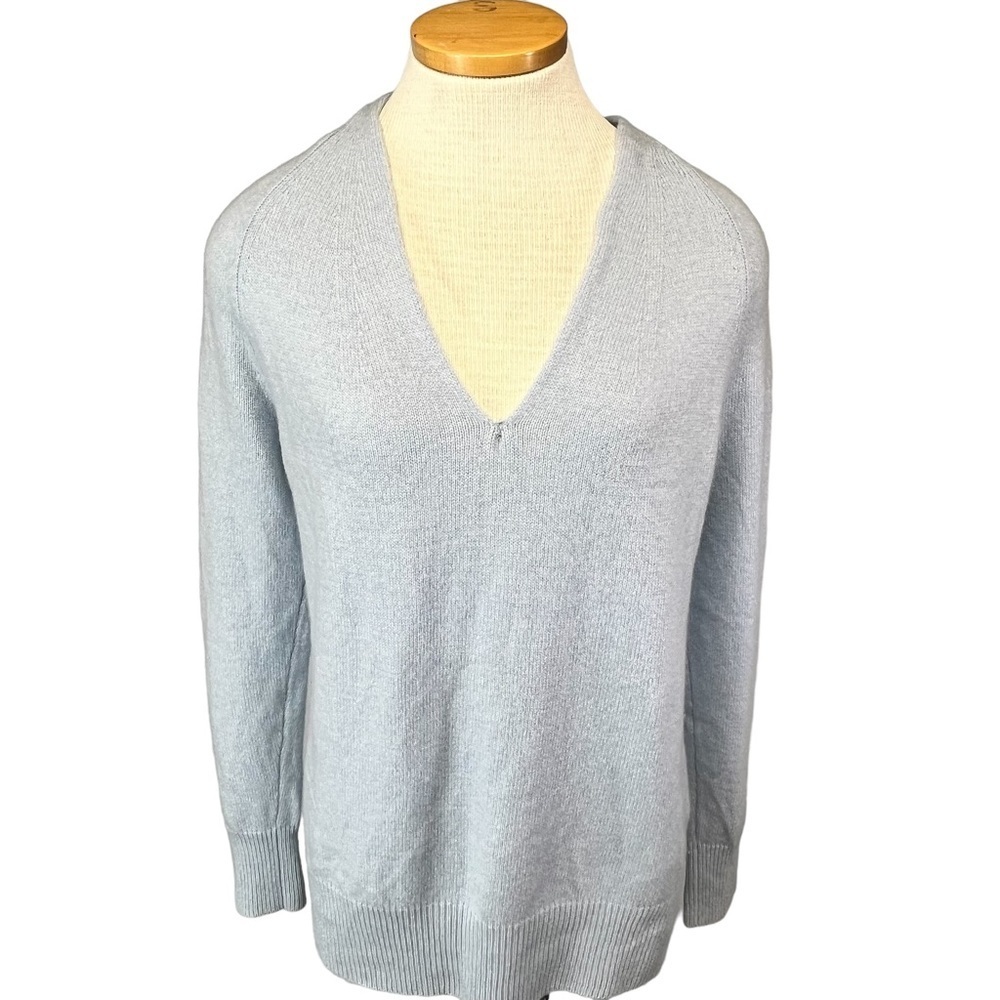 Vince Marled Wool Cashmere V-Neck Sweater in Powder Blue Women Medium